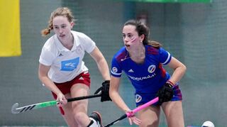 Auf Carolin Seidel (re., hier in der Halle bei der U-18-DM) muss der MHC im Europapokal verzichten. Sie ist mit den DHB-Juniorinnen in Belgien im Einsatz.