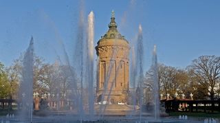 Bei den Besuchern von außerhalb nicht so häufig Teil des Buga-Programms: der Mannheimer Wasserturm