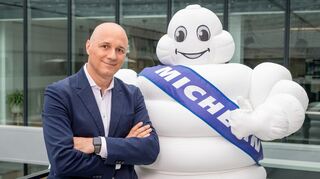 mid Groß-Gerau - "Auch gegen Ende ihrer Laufzeit haben Langzeitperformance-Reifen große Leistungsreserven und machen so den Straßenverkehr sicherer", betont Agostino Mazzocchi, Vice President B2C Sales der Michelin Region Europa Nord.