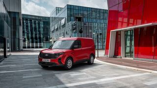 mid Groß-Gerau - Voraussichtlich schon ab Sommer 2023 ist der neue Transit Courier mit Benzin - und Dieselmotoren erhältlich.
