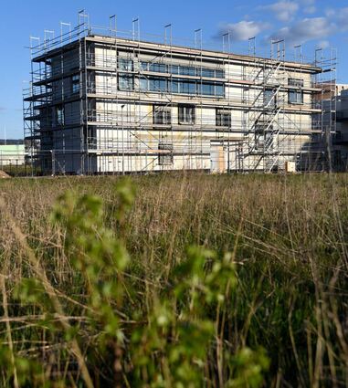 Ladenburg Rätsel Ei   Neuer Kindergarten Nordstadt  Rohbau 05.04.2023   Bild: Marcus Schwetasch