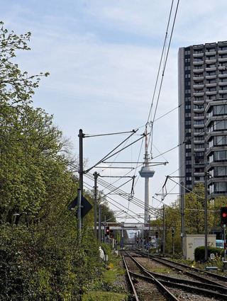 Nach der Buga 75 schwebte die Schwebebahn davon.