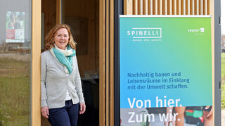 Petra Leinberger ist Ansprechpartnerin für die neuen Bewohner.
