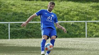 Nach seiner Auswechslung ging Neckarau zuletzt unter: Miljan Joksimovic.