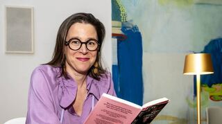 Im Brilliant Spaces Haus Trinitatis liest die Autorin Annika Reich aus ihrem unter-haltsamen Buch „Männer sterben bei uns nicht“.