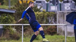 Vergebene Mühe: Die zwei Tore von Groß-Rohrheims Marcel Eckhardt waren am Ende zu wenig, um mindestens einen Punkt aus Wald-Michelbach zu entführen.