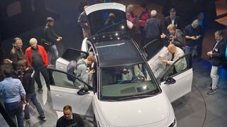 mid Berlin - Reges Interesse der europäischen Motor-Journalisten fand der neue ID.7.