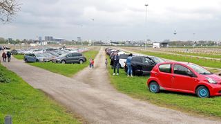 Pro Tag wurden auf dem Großparkplatz P20 zur Buga mindestens 1700 Fahrzeuge erwartet. So viele sind es dem Augenschein nach sicher nicht.