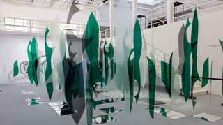 mid Mailand - Die "Shaped by Air" Installation der New Yorker Künstlerin Suchi Reddy in der Lexus Halle.