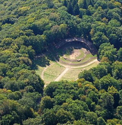 Ein Blick auf die Heidelberger Thingstätte.