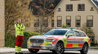 mid Groß-Gerau - Der umgebaute Volvo V90 Cross Country soll Menschen retten, die auf Grund der Verletzungs- oder Erkrankungsschwere mit den aktuell verfügbaren Mitteln nicht überleben würden.