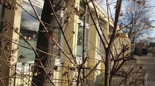 Der C-Bau der Waldschule ist seit Langem ein Problemfall. Zwei Zimmer können derzeit noch benutzt werden – unter erschwerten Bedingungen. Das Gebäude soll abgerissen werden, an gleicher Stelle entsteht ein zweistöckiger Neubau.