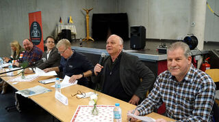 Das Podium (v.l.): Birgit Loewer-Husch, Winfried Kölmel, Hanno Ehrbeck, Martin Albert, Stefan Möhrke und Jürgen Kurtz.