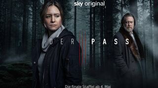 Julia Jentsch und Nicholas Ofczarek ermitteln wieder in der dritten und letzten Staffel von „Der Pass“, die ab 4. Mai als Weltpremiere auf Sky ausgestrahlt wird.