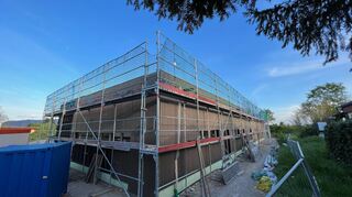 Der neue Sportkindergarten in Heddesheim steht kurz vor der Fertigstellung, im September soll der Betrieb beginnen.