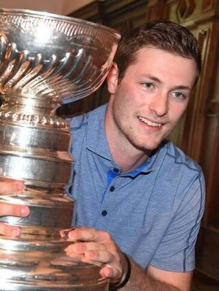 Tom Kühnhackl gewann 2016 und 2017 den Stanley Cup.