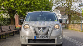 mid Dreieich - Die komplette Front wurde ausgetauscht.