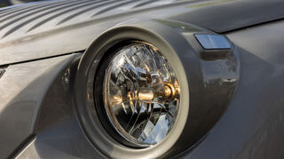 mid Dreieich - Die neuen Frontleuchten stammen aus dem Jeep Wrangler.