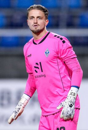 Torhüter Jan-Christoph Bartels hat sich mit guten Leistungen in der Rückrunde empfohlen. Der SV Waldhof würde den 24-Jährigen gerne halten.