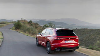 mid Groß-Gerau - Auch die Heckpartie des Touareg haben die Designer geschärft.