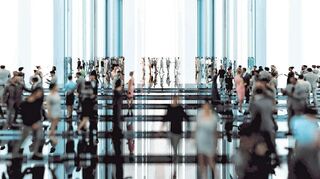 Allein für den öffentlichen Sektor, also Bund, Länder und Kommunen, sind Tag für Tag rund 20 000 Berater im Einsatz.