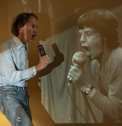 Szene aus „Olaf Jagger“: Olaf Schubert mit seinem „Vater“.