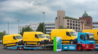 mid Groß-Gerau - Die Transporter können bis zu drei Sprinter gleichzeitig transportieren und werden mit 100 Prozent Ökostrom geladen.