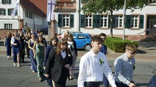 Lampertheim, Lukasgemeinde Konfirmation, von der Notkirche zur Domkirche
28.05.2023 / Foto: Berno Nix