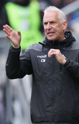 Trainer Christian Neidhart bekam keine Konstanz in die Auftritte des SV Waldhof.