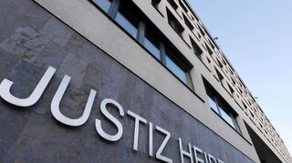Ein mutmaßlicher Ladendieb muss sich vor dem Heidelberger Landgericht verantworten.