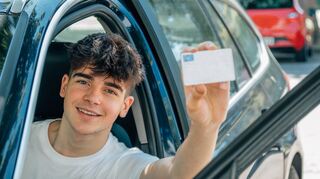 mid Groß-Gerau - Keine Gruppe im Straßenverkehr ist derart gefährdet wie Führerscheinneulinge.