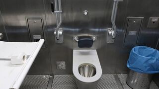 Mangelware in der Stadt: Öffentliche Toilettenanlagen – wie diese am Paradeplatz – werden von Besuchern der City vermisst.