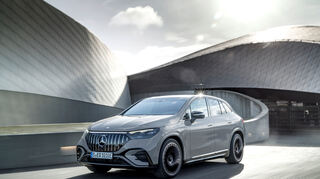 mid Groß-Gerau - Opulenter Stromer mit Stern: das Mercedes-AMG EQE 53 4Matic+ SUV.