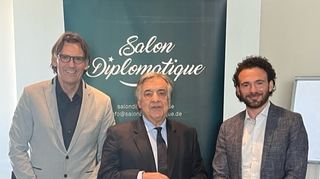 LKA-Präsident Andreas Stenger (v.l.), Palermos Bürgermeister Leoluca Orlando und der Karlsruher Richter Alessandro Bellardita.