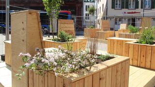 Noch ist sie eingezäunt – die Stadtoase am Speyerer Postplatz. Aber nächste Woche wird sie bespielt.
