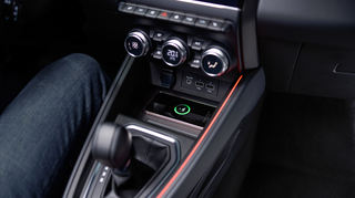 mid Amstelveen - Das Multi-Sense-System des neuen Colt gibt dem Fahrer noch mehr Kontrolle über die Fahrdynamik und das Fahrverhalten des Fahrzeugs.