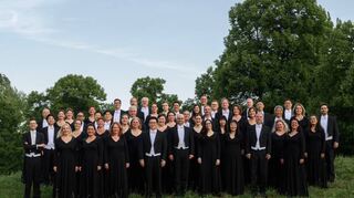 Stehen kurz vor der Trennung: Chordirektor Dani Juris (links) verlässt den Mannheimer Opernchor und geht an die Staatsoper Unter den Linden in Berlin.