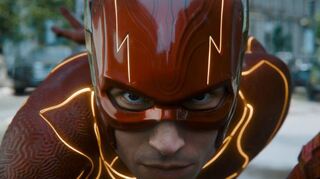 Ezra Miller als Barry Allen in „The Flash“.