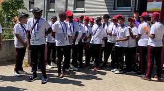 Die Gäste aus Ruanda sind da: Im Judomaxx gibt es erst einmal eine Stärkung.