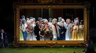 Wird auch in der kommenden Spielzeit wieder auf die Bühne des Schlosstheaters in Schwetzingen kommen: „Le nozze di Figaro“ von Barbora Horáková.
