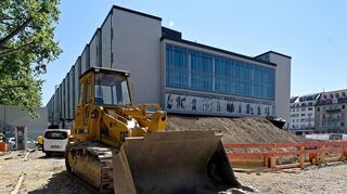 Die Sanierung des Nationaltheaters bleibt auch für das künftige Stadtoberhaupt eine Großbaustelle mit bislang nur schwer zu überblickenden Kosten.