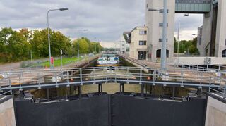 Die Feudenheimer Schleuse.