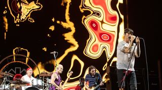 Chad Smith (l-r), Flea (Michael Peter Balzary), John Frusciante und Anthony Kiedis von den Red Hot Chili Peppers performen während des ACL Music Festivals.