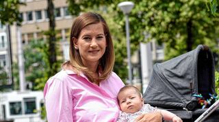 Julia Wege mit Tochter Louise.