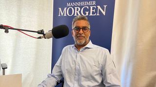 Nachhaltigkeits-Experte Apu Gosalia im „MM“-Podcaststudio.