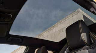 mid Groß-Gerau - Das feste Panoramadach mit Low-E-Beschichtung, die im Winter die Wärme im Innenraum hält und bei sonnigem Sommerwetter eine Überhitzung verhindert.