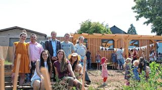 Die Baugenehmigung für den Wiesenkindergarten in Edingen – hier bei der Eröffnung – ist Gegenstand  eines Verfahrens vor dem Verwaltungsgericht Karlsruhe.