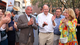 Thomas Strobl (l.) feiert den Wahlsieg von Christian Specht.