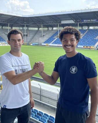 Tim Schork (links) mit Samuel Abifade, der aus Meppen kommt.
