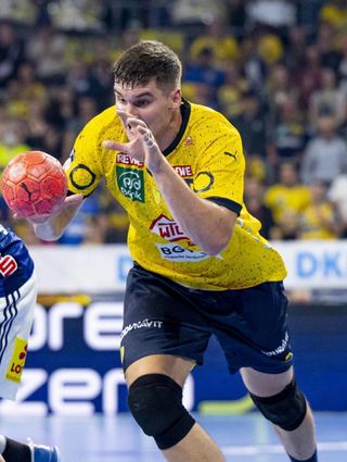 Halil Jaganjac wird in der kommenden Saison wieder zu den Löwen stoßen (Archivbild)
